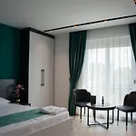 Jata Τίρανα