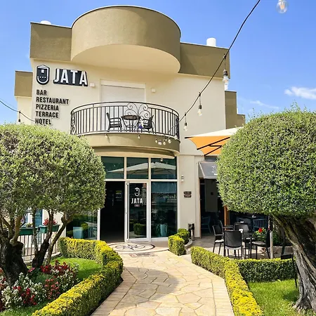 Jata فندق