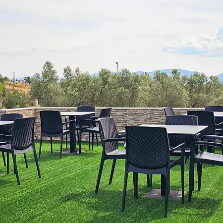 Hotel Jata 3*